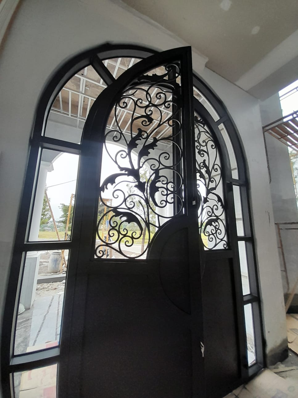Pintu French Door Klasik - Panel Kaca Tempered 